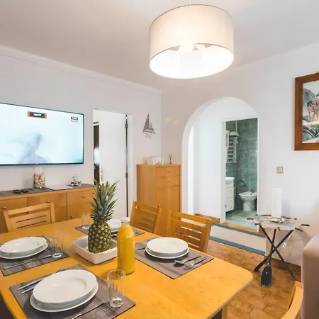 49 - Tiago's Surf House Atouguia Da Baleia