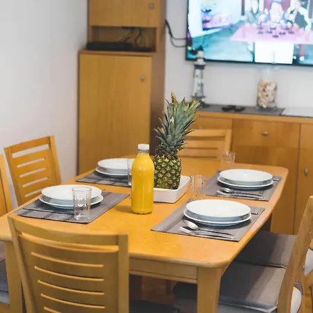 49 - Tiago's Surf House Apartamento *